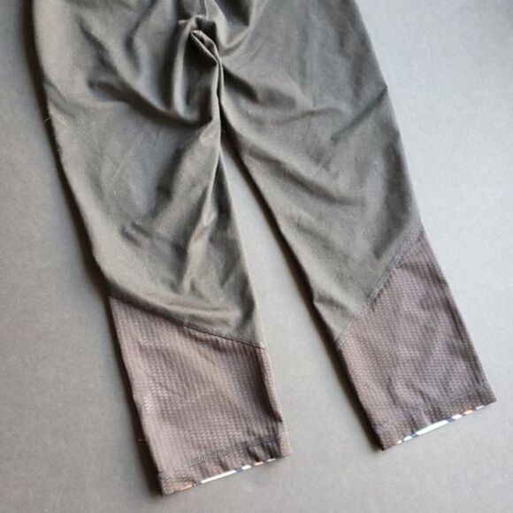 💍Fila Workout Capris  - Picture 8 of 8